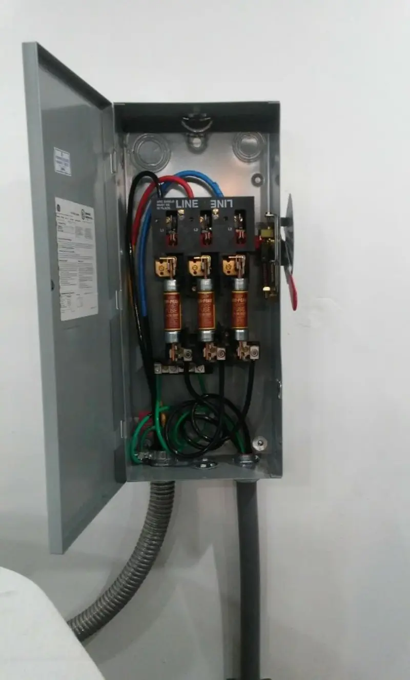 Three-phase disconnect switch installed for Electrical Wiring & Rewiring in Cayce